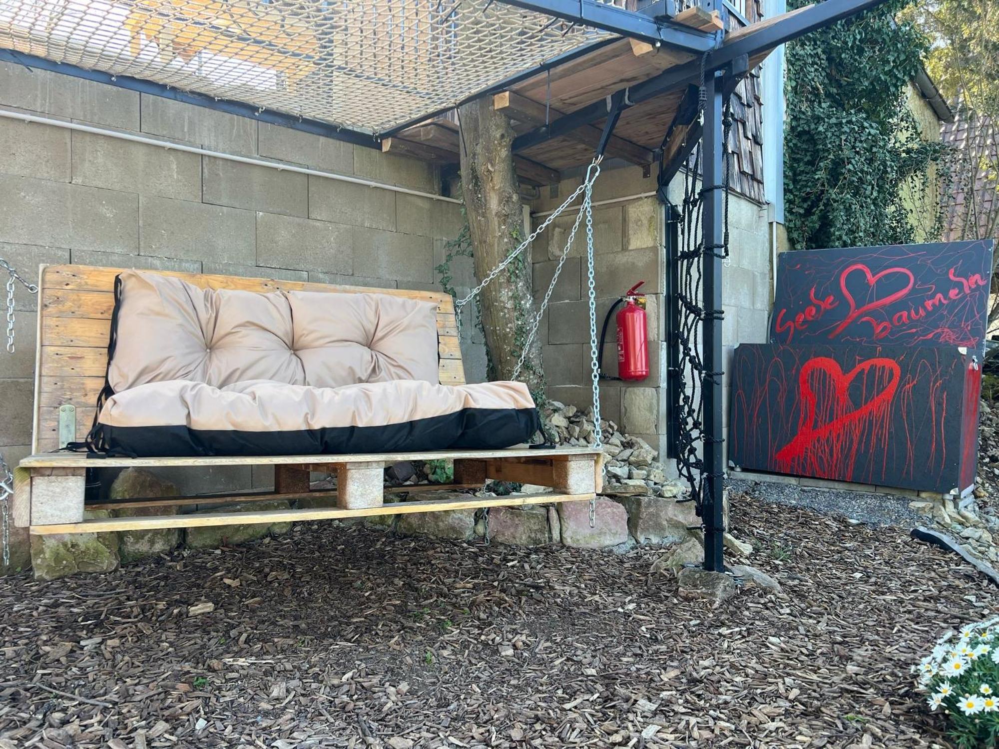 Henrys Cozy Tiny House - Ruhig, Garten, Terrasse Würzburg